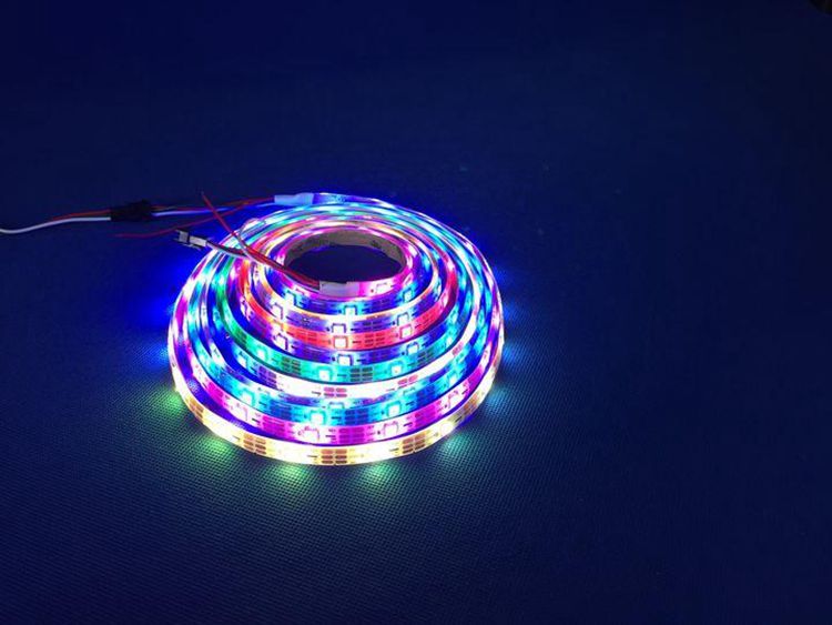 宁波APP智能蓝牙多色灯方案 /BLE蓝牙智能幻彩灯控方案 /智能照明系统方案 /低能耗幻彩灯方案